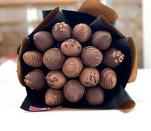 Букет из клубники Шик со вкусом коньяка