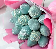 Букет из клубники в шоколаде Синеглазка