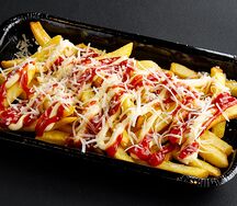Картофель фри с пармезаном и трюфельным соусом