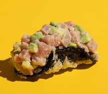 Тако с тунцом