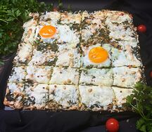 МясПицца Грузинская с орешками и яйцом