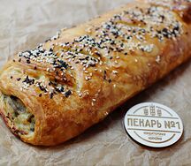 Слоеный пирог с курицей, шампиньонами и картофелем