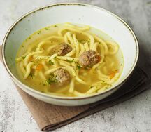 Суп-лапша с фрикадельками