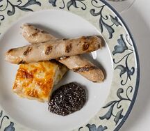 Колбаски с картофельным гратеном