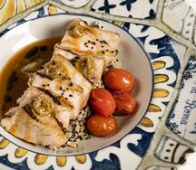 Филе индейки с миксом из киноа и булгура