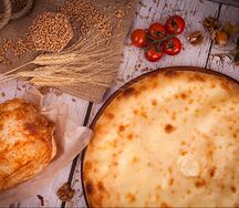 Пирог с курицой, грибами и сыром