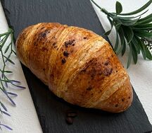 Круассан шоколадный