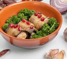 Баклажаны с орехами