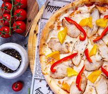 Пицца Курица с запеченным перцем