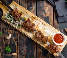 Шашлык из cвинoй шейки