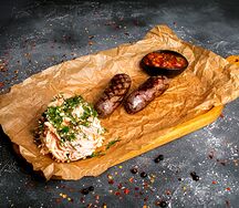 Колбаски гриль из мяса лося