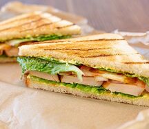 Клаб-сэндвич с курицей