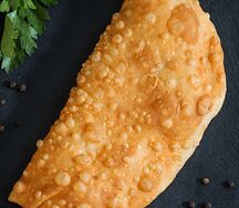 Чебурек с сыром