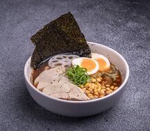 Японский рамэн с курицей