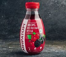 Натуральный морс из лесных ягод