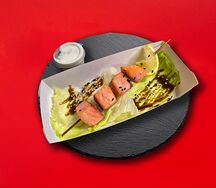 Шашлычки из копченого лосося