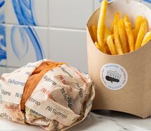 А ля классик бургер и картофель фри