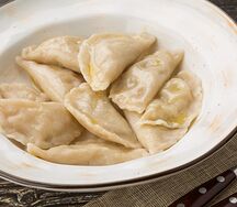Вареники с картофелем и лесными грибами