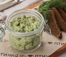 Форшмак с тостами из бородинского хлеба