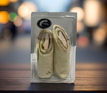 Сэндвич-ролл с курицей, клюквой и грецким орехом