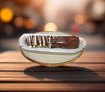 Эклер в темном шоколаде