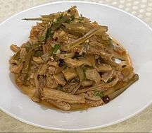 Говяжьи желудки с маринованными огурчиками