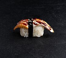 Суши с угрём