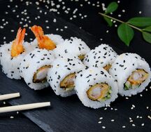 Ролл Япония