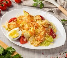Салат Цезарь с креветками