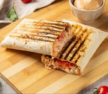 Двойная шаурма с курицей 