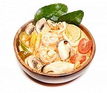 Том ям с морепродуктами