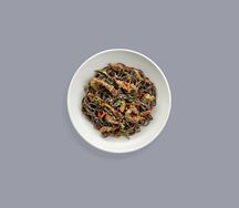 Соба с индейкой и овощами