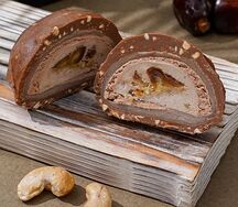 Финики-кешью в молочном шоколаде 