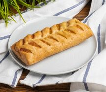 Слойка с ветчиной и сыром