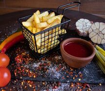 Картошка фри с соусм