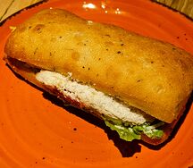 Чиабатта с Окороком и Чеддером