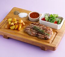 Стейк Рибай с соусом Нью-Йорк