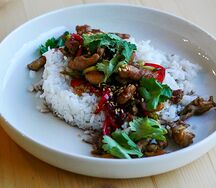 Рис с курицей в азиатском стиле