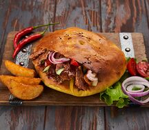 Шаурма в пите с ягненком