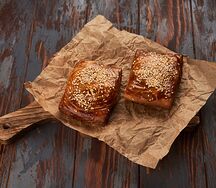 Самса с яблоком