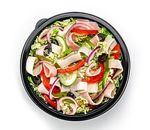 Салат с индейкой и ветчиной