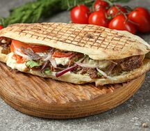 Классический с говядиной в пите