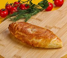 Пирожок с картошкой