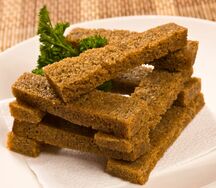 Гренки ржаные с чесноком