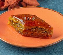 Пахлава бакинская с грецким орехом