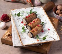 Баклажаны, фаршированные с грецкими орехами