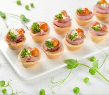 Cвинoй балык с грибочком