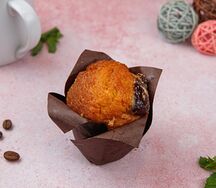 Маффин ванильный с брусникой  