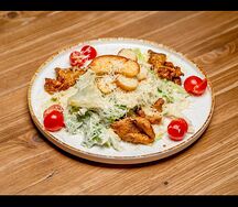 Цезарь с курицей