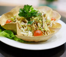 Горячий мясной салат